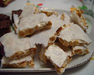 Turrón de almendras (almonds)