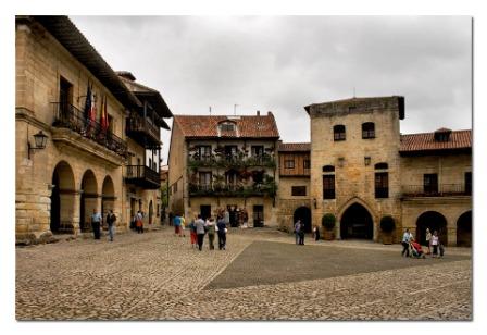 santillana del mar plaza