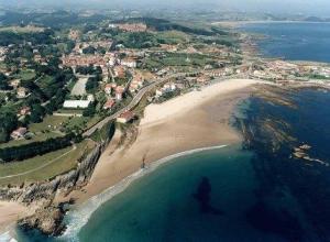 comillas puerto playa