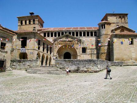 santillana del mar st juliana church