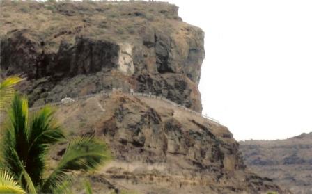 cliff route to puerto de mogan