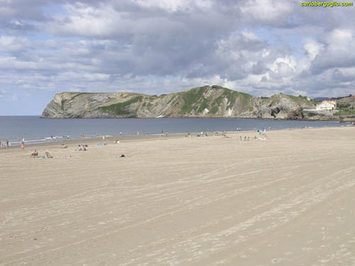 comillas playa cantabria