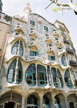 gaudi-casa-batllo2.jpg