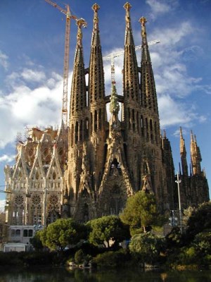 gaudi-sagrada-familia.jpg