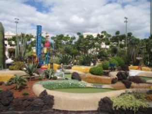 las-americas-mini-golf4.jpg