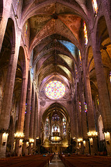 majorca-interior-cathedral