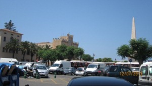 Menorca-ciutadella-placa-born.jpg