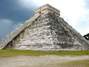 mexico-aztec-pyramid.jpg