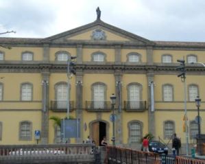 santa-cruz-de-tenerife-museum-nature-man.jpg