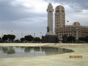 santa-cruz-de-tenerife-plaza-de-espana.jpg