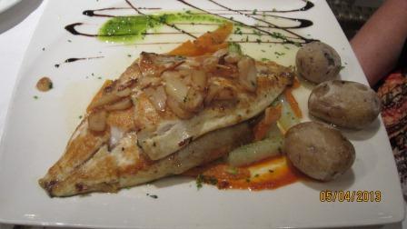 tenerife-food-dorada-bilbaina.jpg