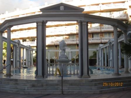 Tenerife-hotel-cleopatra-pool.jpg