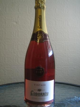 Codorniu cava wine