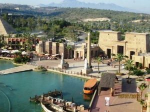 Benidorm-terra-mitica-entrance-July12.jpg