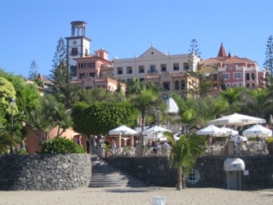 costa-adeje-cafe-bahia-del-duque.jpg