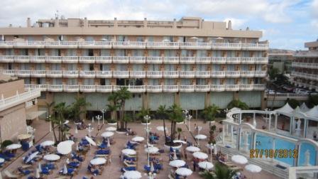 Tenerife-hotel-cleopatra-balcony-view1.jpg